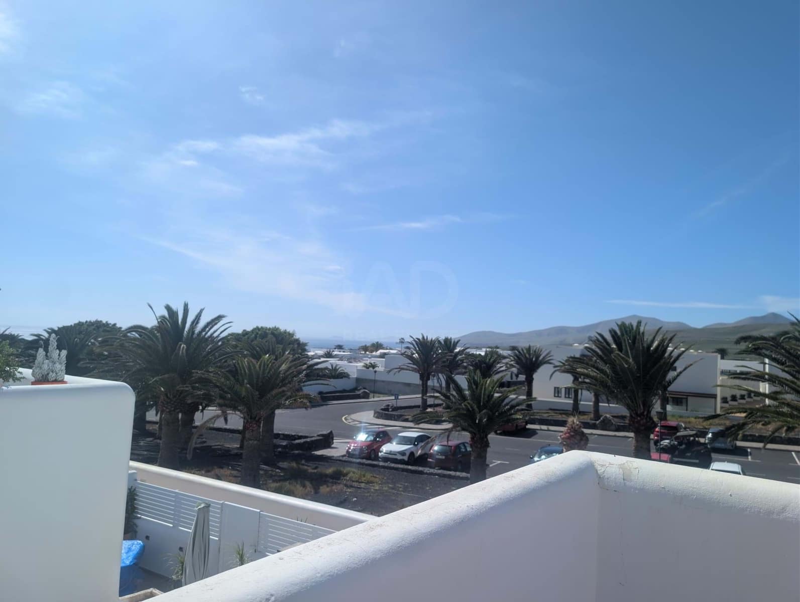 3 soveværelse Rækkehus til salg i Puerto Calero med swimmingpool - € 420.000 (Ref: 9991240)
