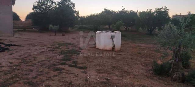 Teren niezagospodarowany na sprzedaż w Miasto Sewilla - 83 630 € (Ref: 9991243)