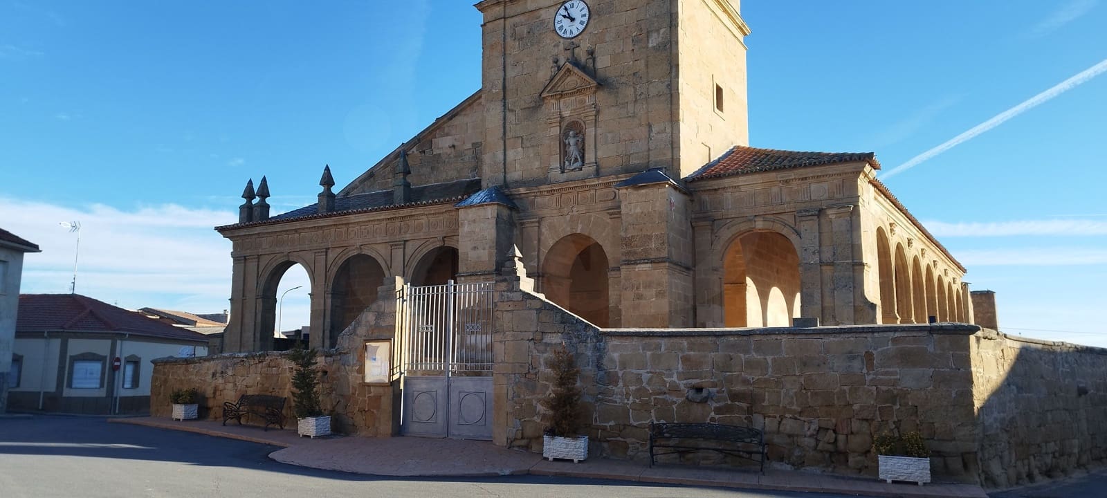 5 slaapkamer Huis te koop in Salamanca stad - € 95.000 (Ref: 9991245)