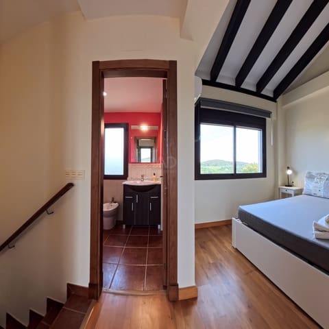 2 sovrum Hus till salu i Sevilla stad med pool - 143 000 € (Ref: 9991246)