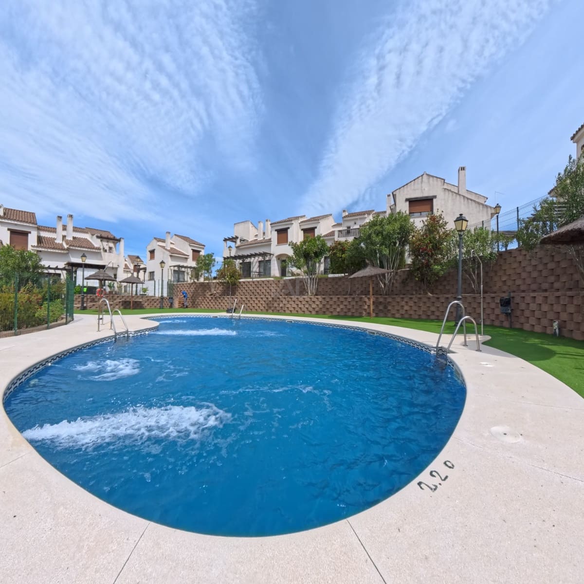 2 sovrum Hus till salu i Sevilla stad med pool - 143 000 € (Ref: 9991246)