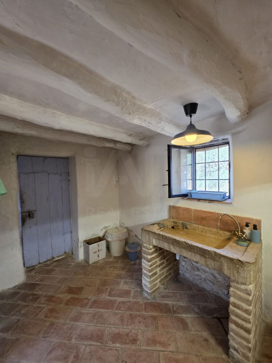 4 bedroom Finca/Country House for sale in Tarragona city - € 395,000 (Ref: 9991247)
