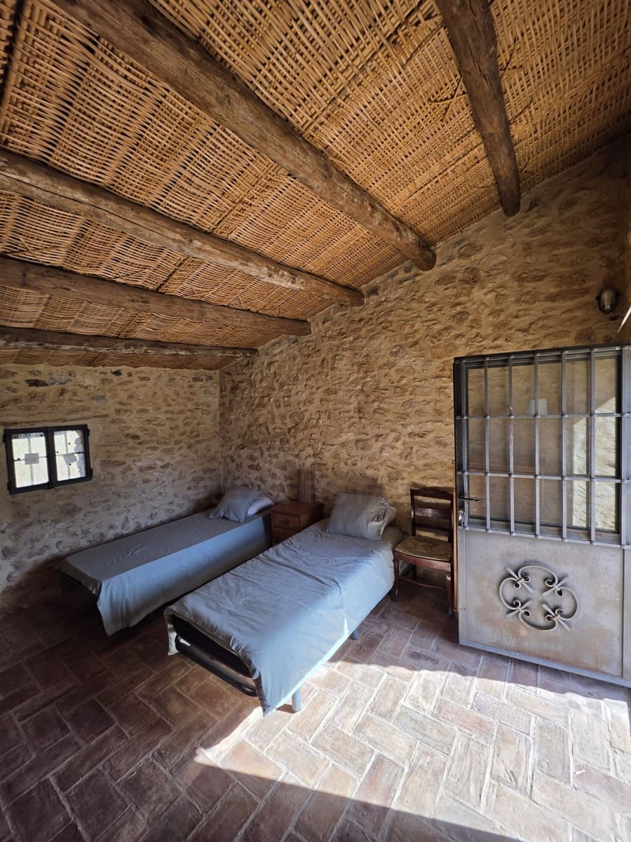 4 bedroom Finca/Country House for sale in Tarragona city - € 395,000 (Ref: 9991247)