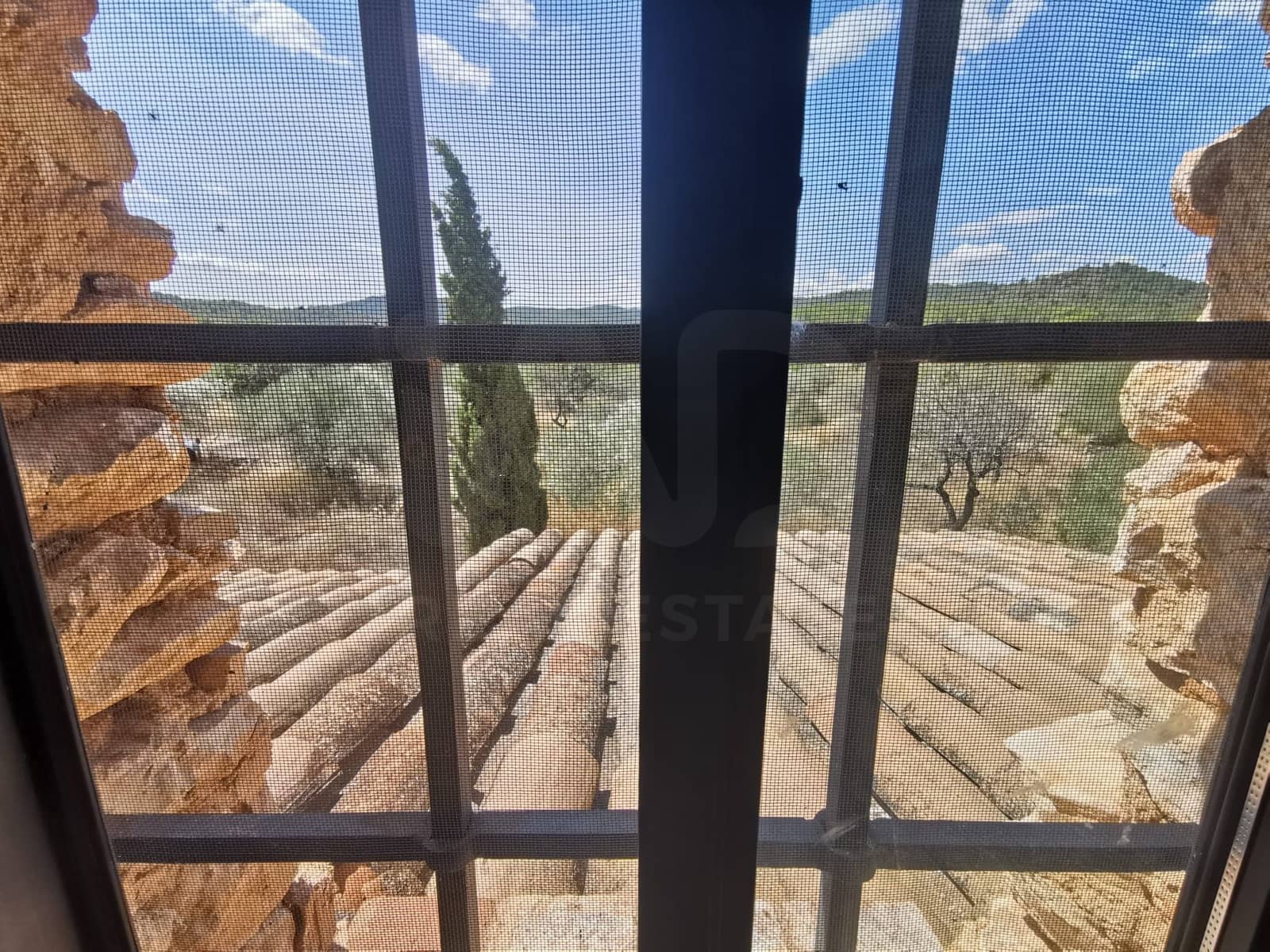 4 bedroom Finca/Country House for sale in Tarragona city - € 395,000 (Ref: 9991247)
