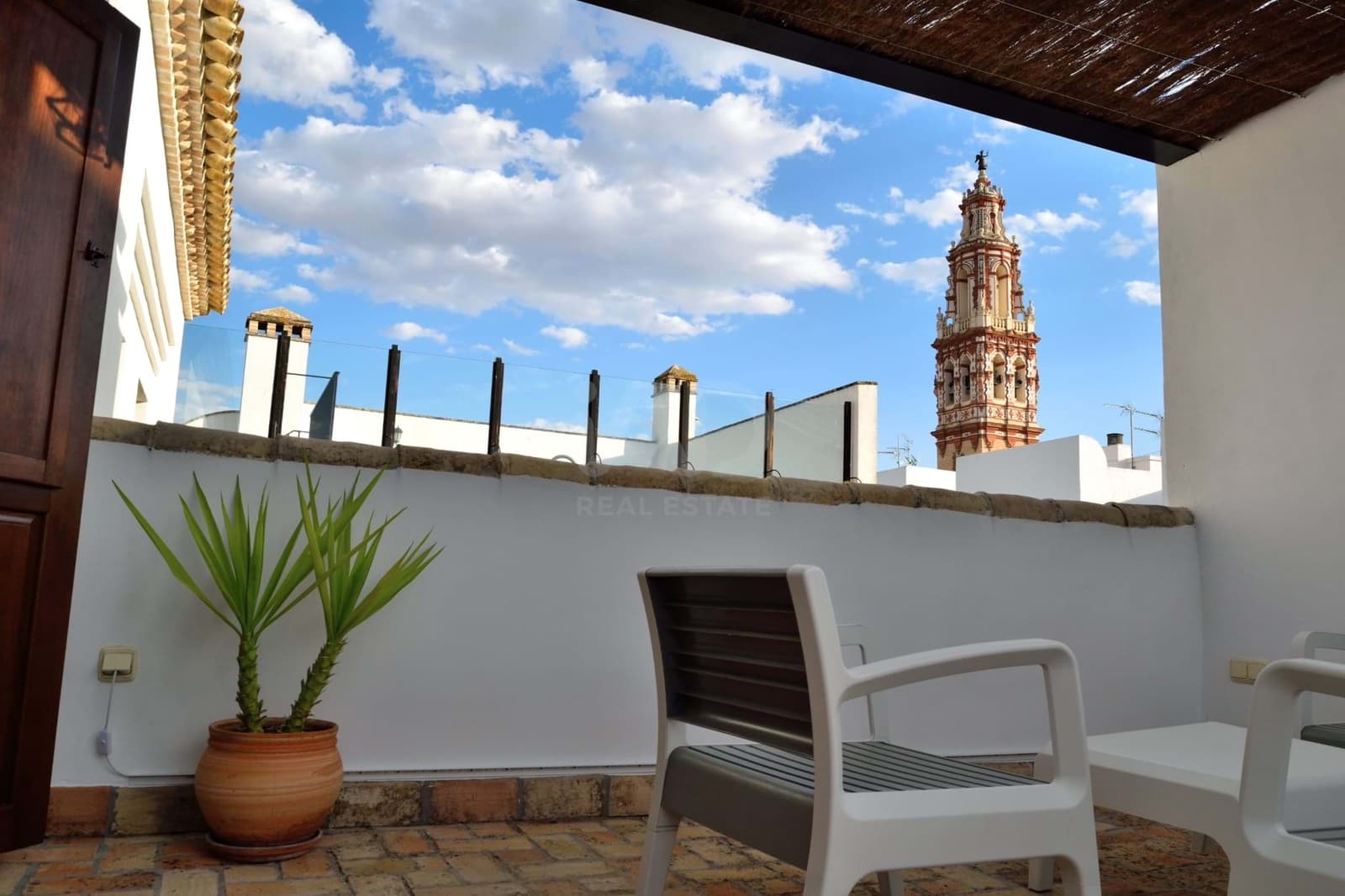 1 slaapkamer Penthouse te koop in Sevilla stad met zwembad - € 119.000 (Ref: 9991250)