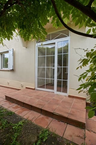 5 bedroom Terraced Villa for sale in Aranjuez with garage - € 425,000 (Ref: 9991252)
