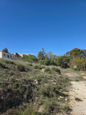 Grunde uden byggetilladelser til salg i Calasparra - € 15.000 (Ref: 9991253)