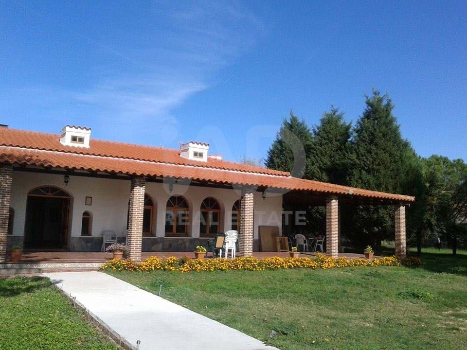 Tontti myytävänä paikassa Madrid kaupunki - 649 990 € (Ref: 9991254)