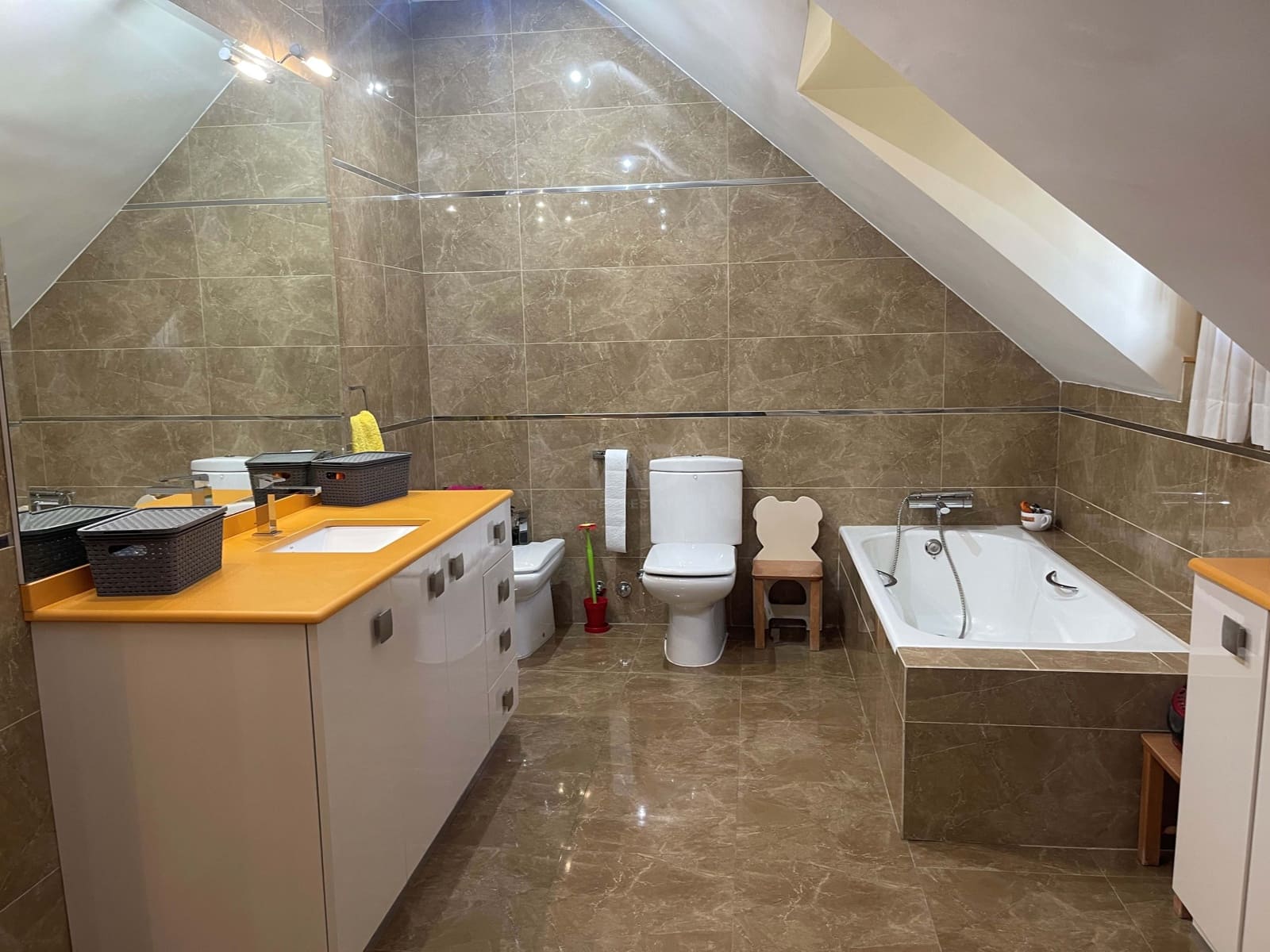 4 chambre Villa/Maison à vendre à Madrid ville avec piscine garage - 770 000 € (Ref: 9991267)