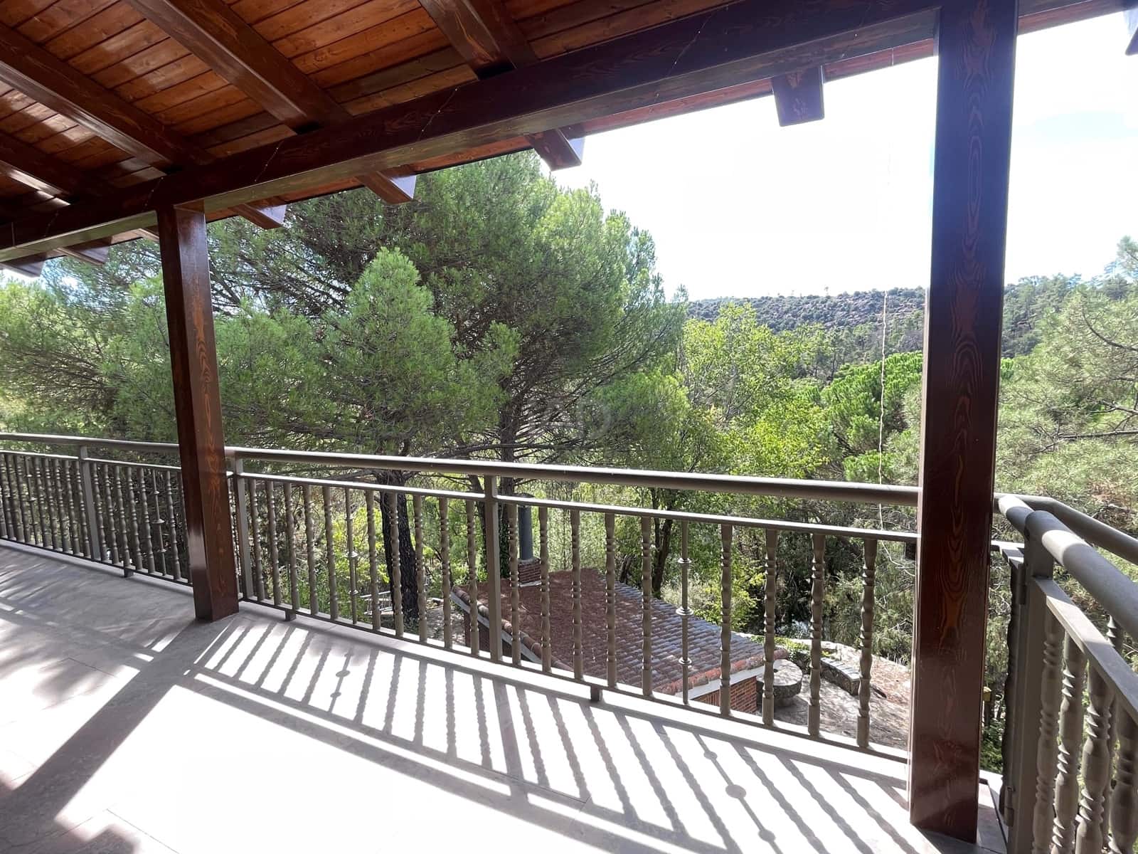 4 chambre Villa/Maison à vendre à Madrid ville avec piscine garage - 770 000 € (Ref: 9991267)