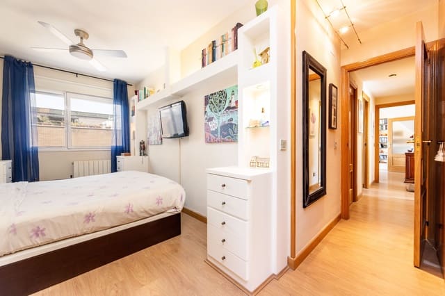 3 bedroom Penthouse for sale in Las Rozas de Madrid with pool - € 685,000 (Ref: 9991270)
