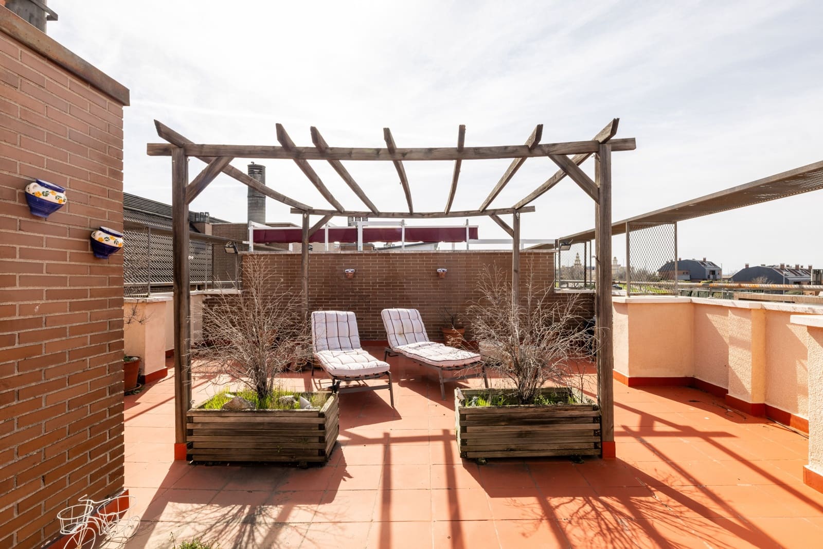 3 sovrum Takvåning till salu i Madrid stad med pool - 685 000 € (Ref: 9991270)