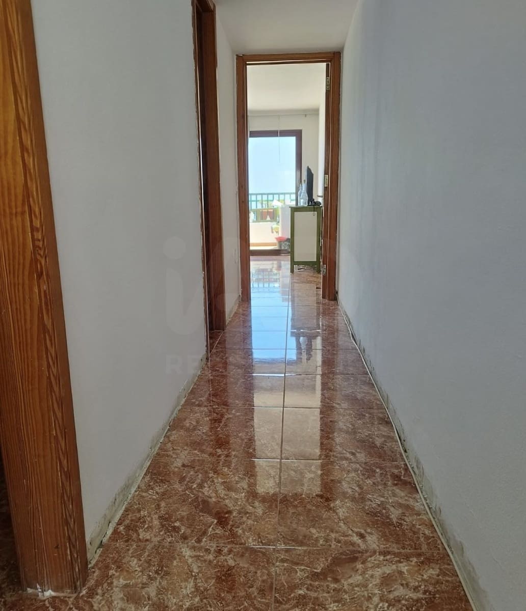 1 bedroom Apartment for sale in Puerto del Carmen - € 234,000 (Ref: 9991272)
