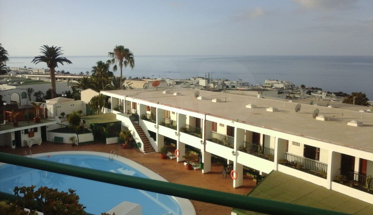 1 bedroom Apartment for sale in Puerto del Carmen - € 234,000 (Ref: 9991272)