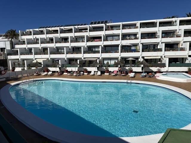1 bedroom Apartment for sale in Puerto del Carmen, Tías - € 234,000 (Ref: 9991272)