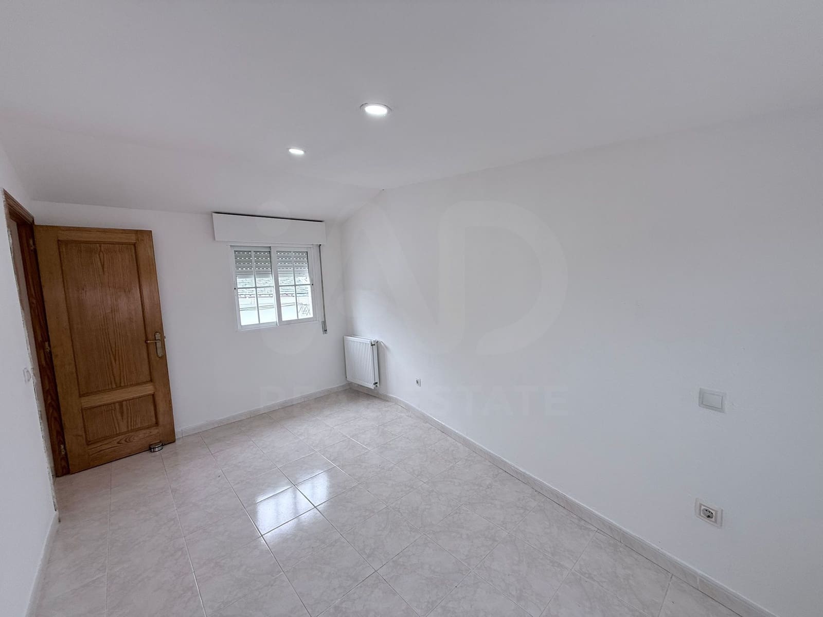 3 sovrum Lägenhet till salu i Madrid stad med garage - 229 000 € (Ref: 9991273)