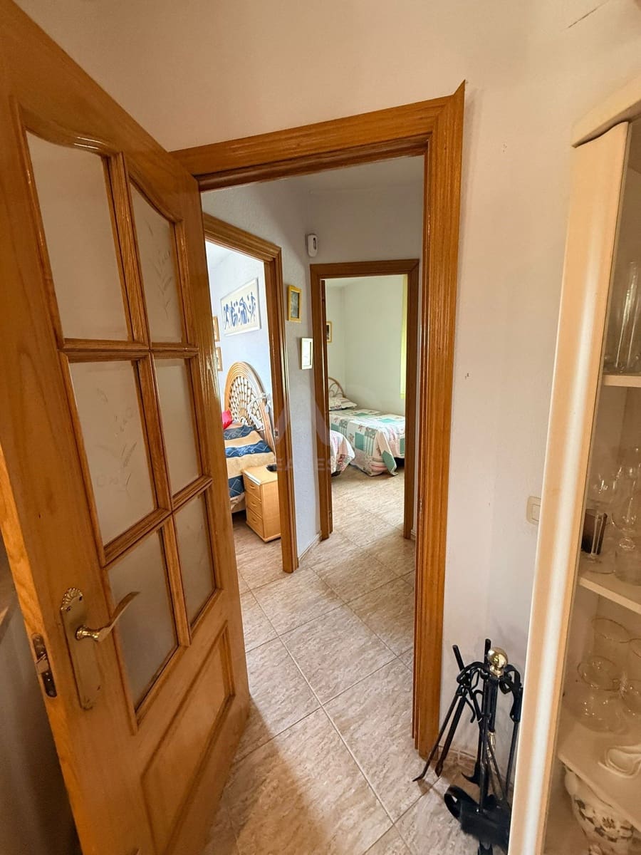 3 soverom Hus til salgs i Madrid by med garasje - € 290 000 (Ref: 9991275)