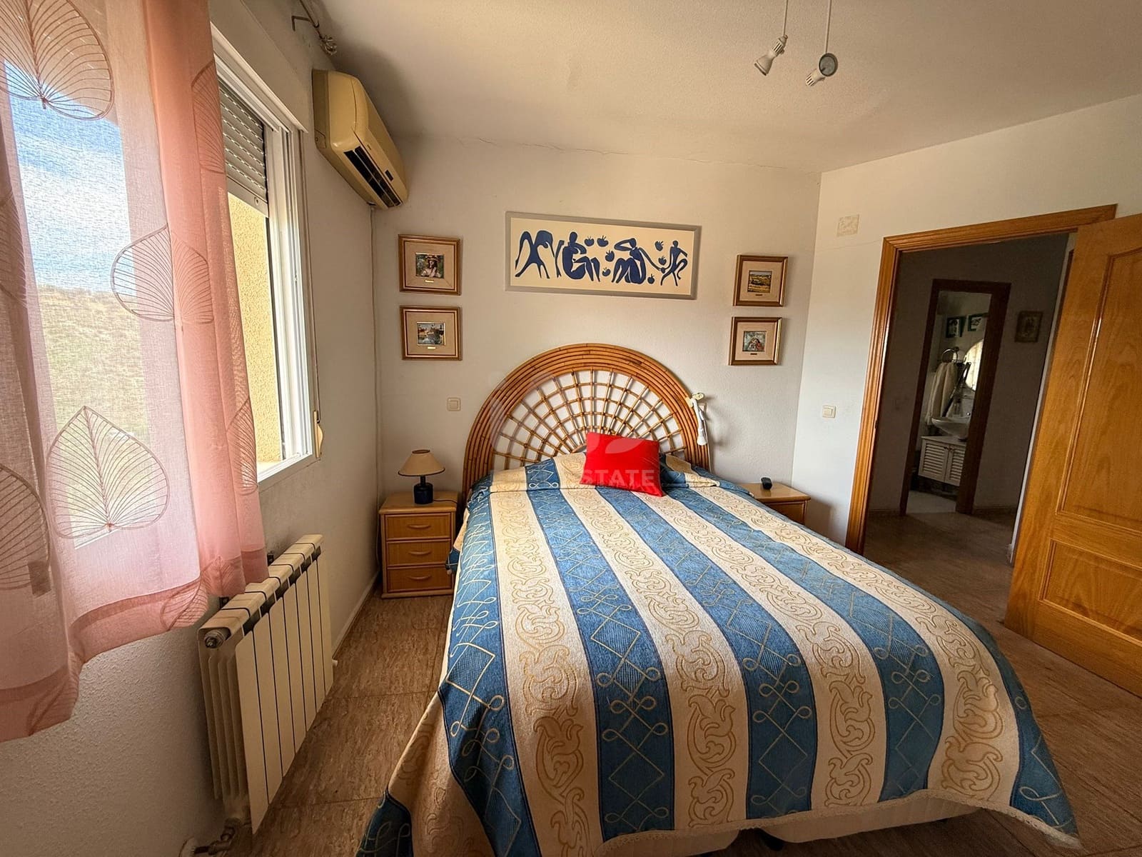 3 soverom Hus til salgs i Madrid by med garasje - € 290 000 (Ref: 9991275)