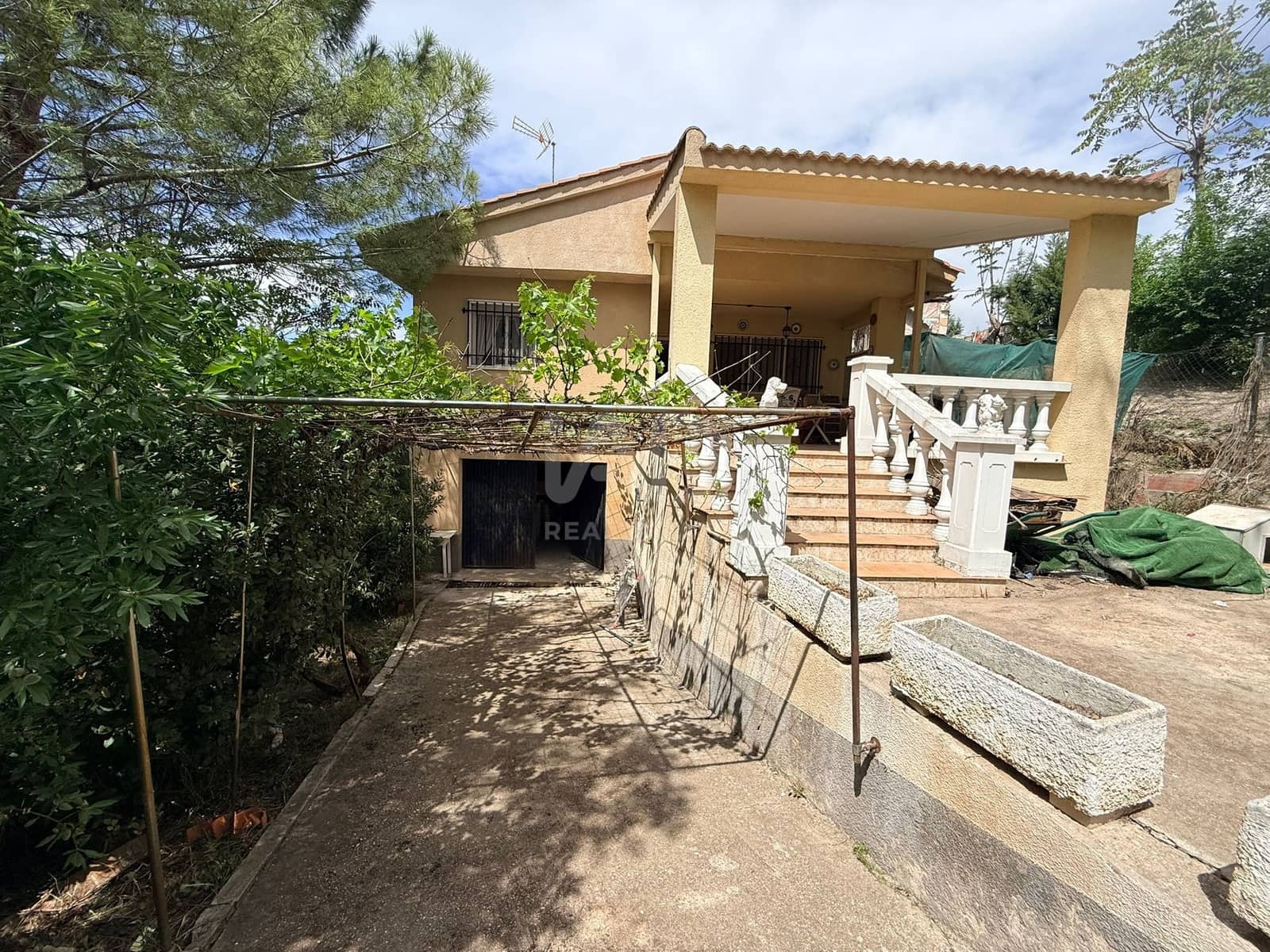 3 soverom Hus til salgs i Madrid by med garasje - € 290 000 (Ref: 9991275)