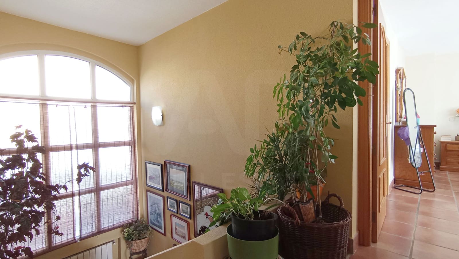 Casa de 6 habitaciones en Madrid ciudad en venta con piscina garaje - 560.000 € (Ref: 9991277)