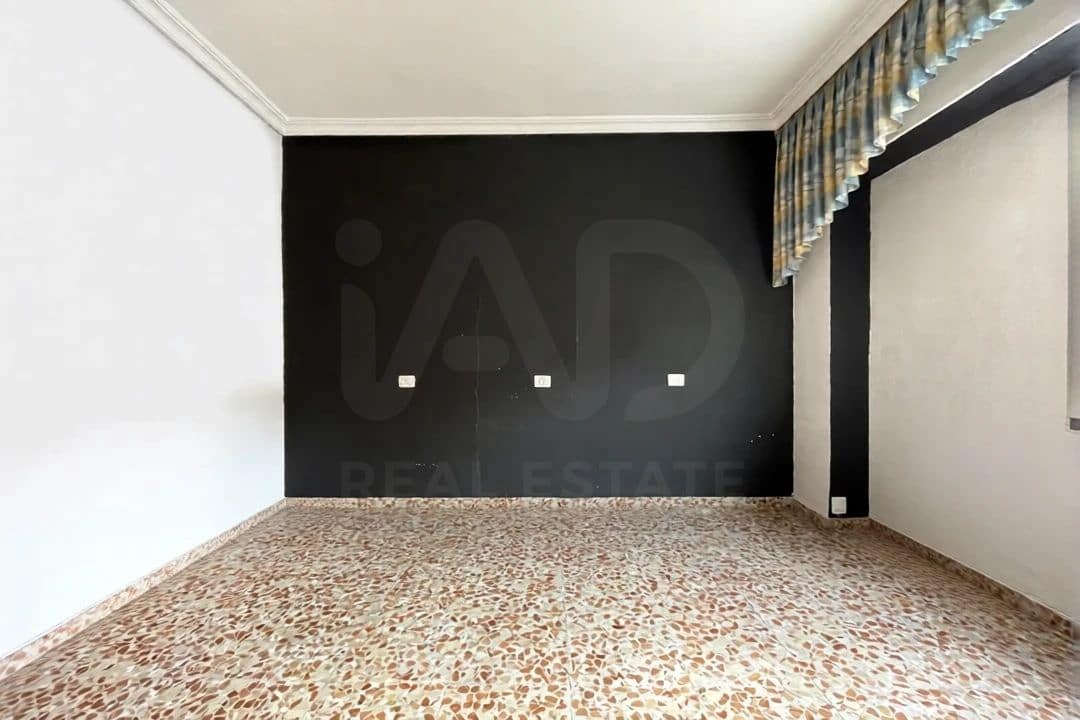 6 chambre Maison de Ville à vendre à Abaran - 145 000 € (Ref: 9991278)