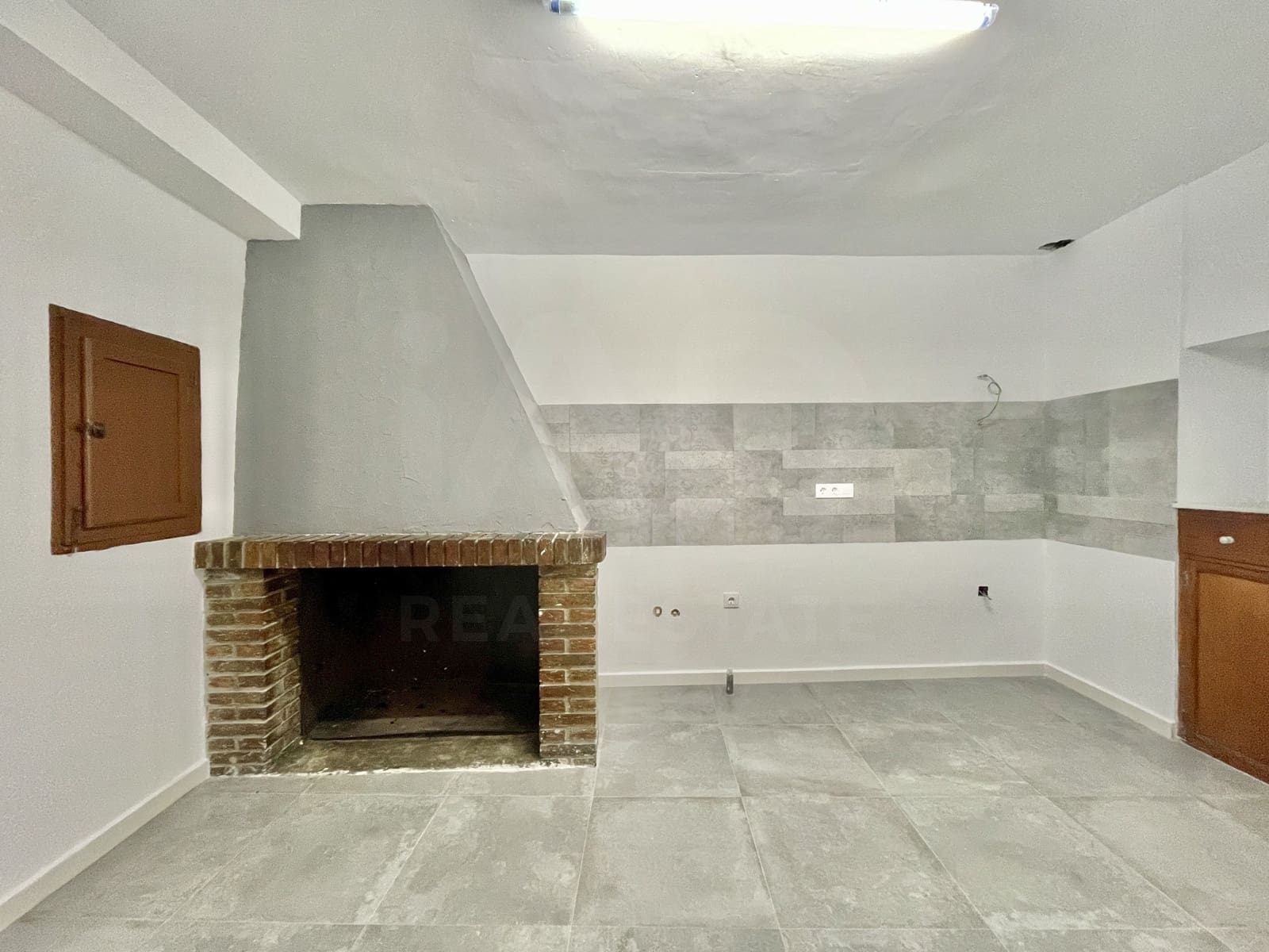 6 chambre Maison de Ville à vendre à Abaran - 145 000 € (Ref: 9991278)
