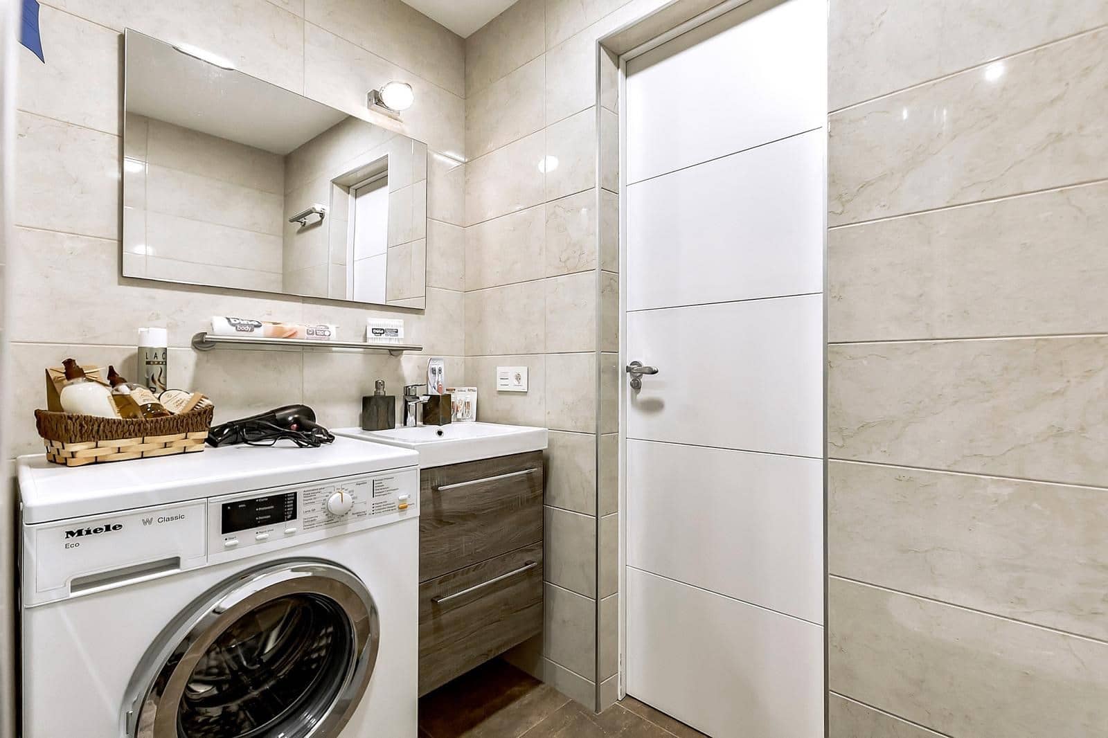 2 makuuhuone Huoneisto myytävänä paikassa Santa Cruz de Tenerife mukana uima-altaan - 315 000 € (Ref: 9991279)