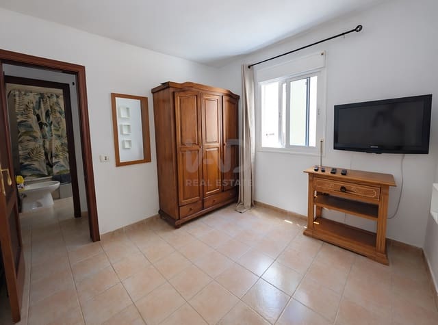 2 soverom Leilighet til salgs i Granadilla de Abona med garasje - € 157 000 (Ref: 9991297)