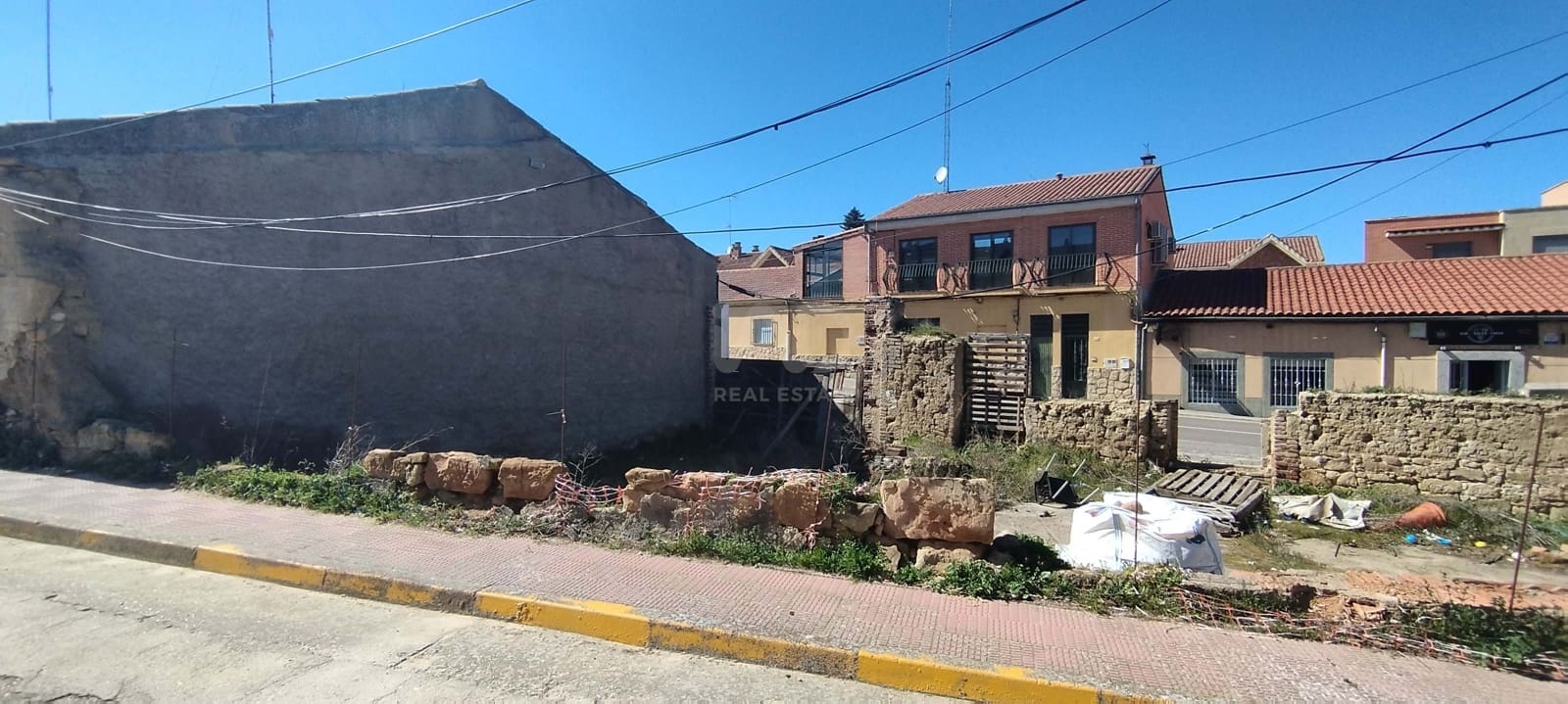 Tontti myytävänä paikassa Salamanca kaupunki - 30 000 € (Ref: 9991301)