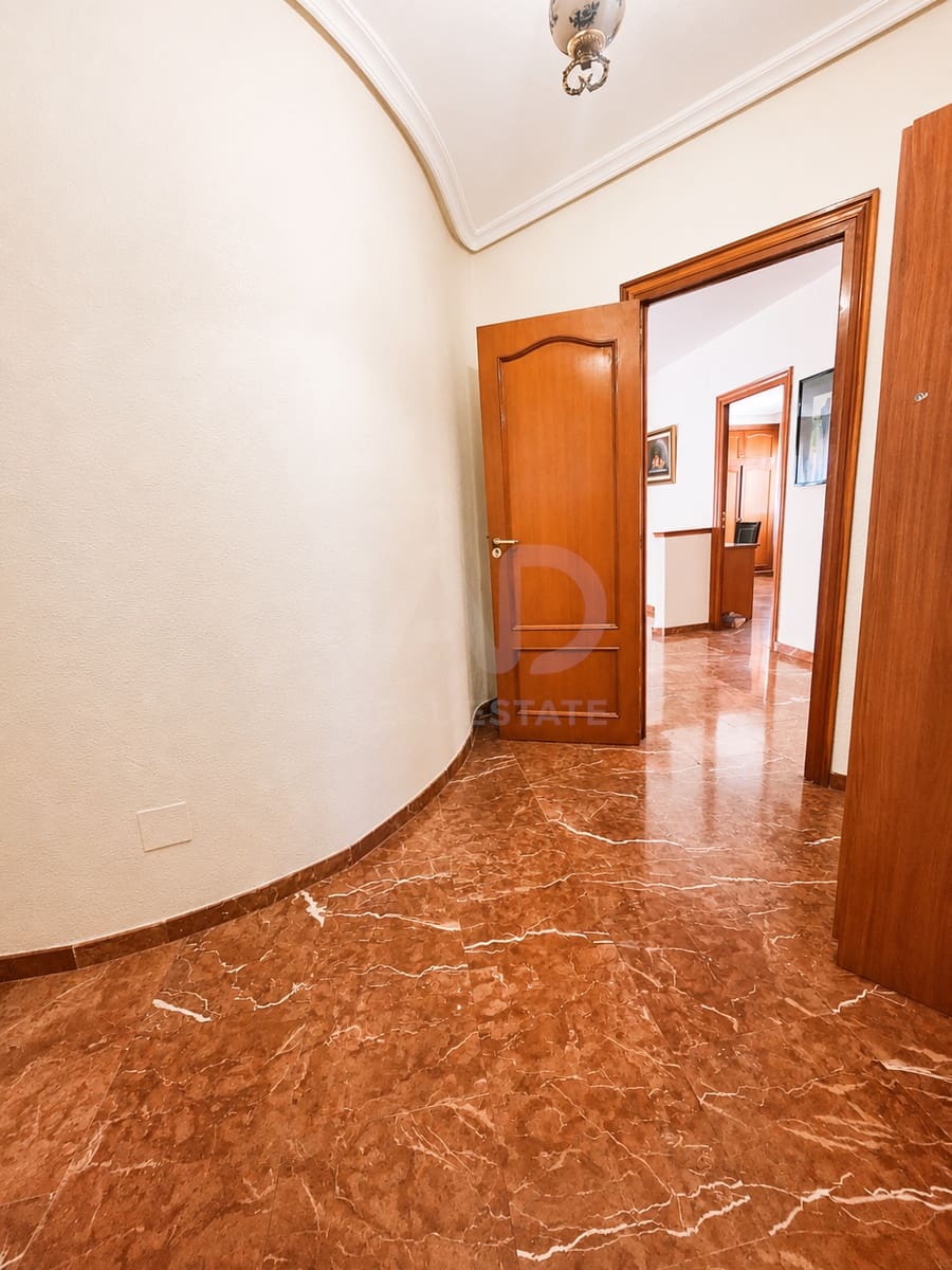 Comercial para venda em Murcia cidade - 1 325 000 € (Ref: 9991302)