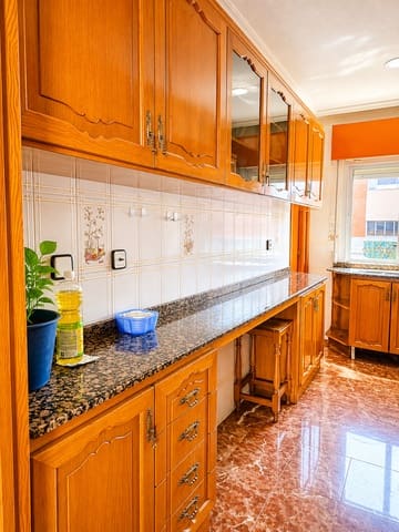 Comercial para venda em Zarandona, Múrcia cidade - 1 325 000 € (Ref: 9991302)