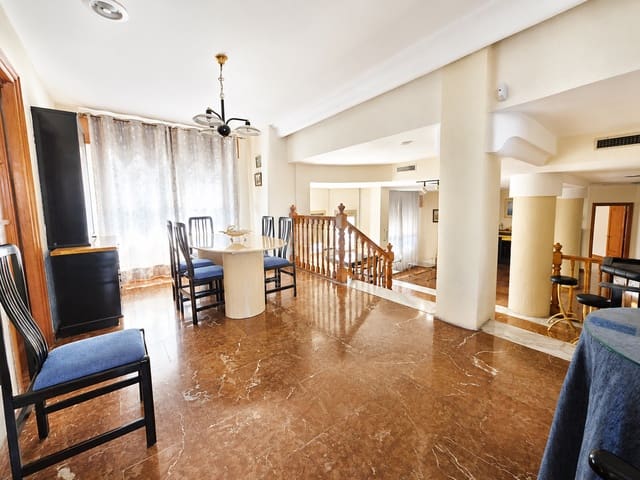 Comercial para venda em Zarandona, Múrcia cidade - 1 325 000 € (Ref: 9991302)