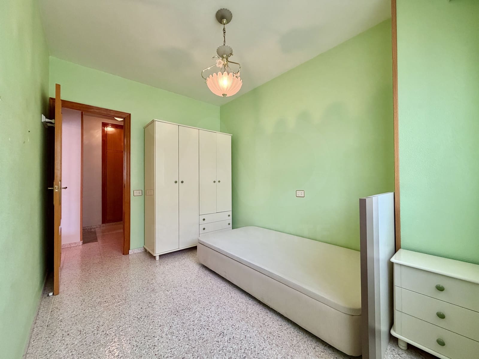 4 bedroom Apartment for sale in Abaran with garage - € 95,000 (Ref: 9991304)
