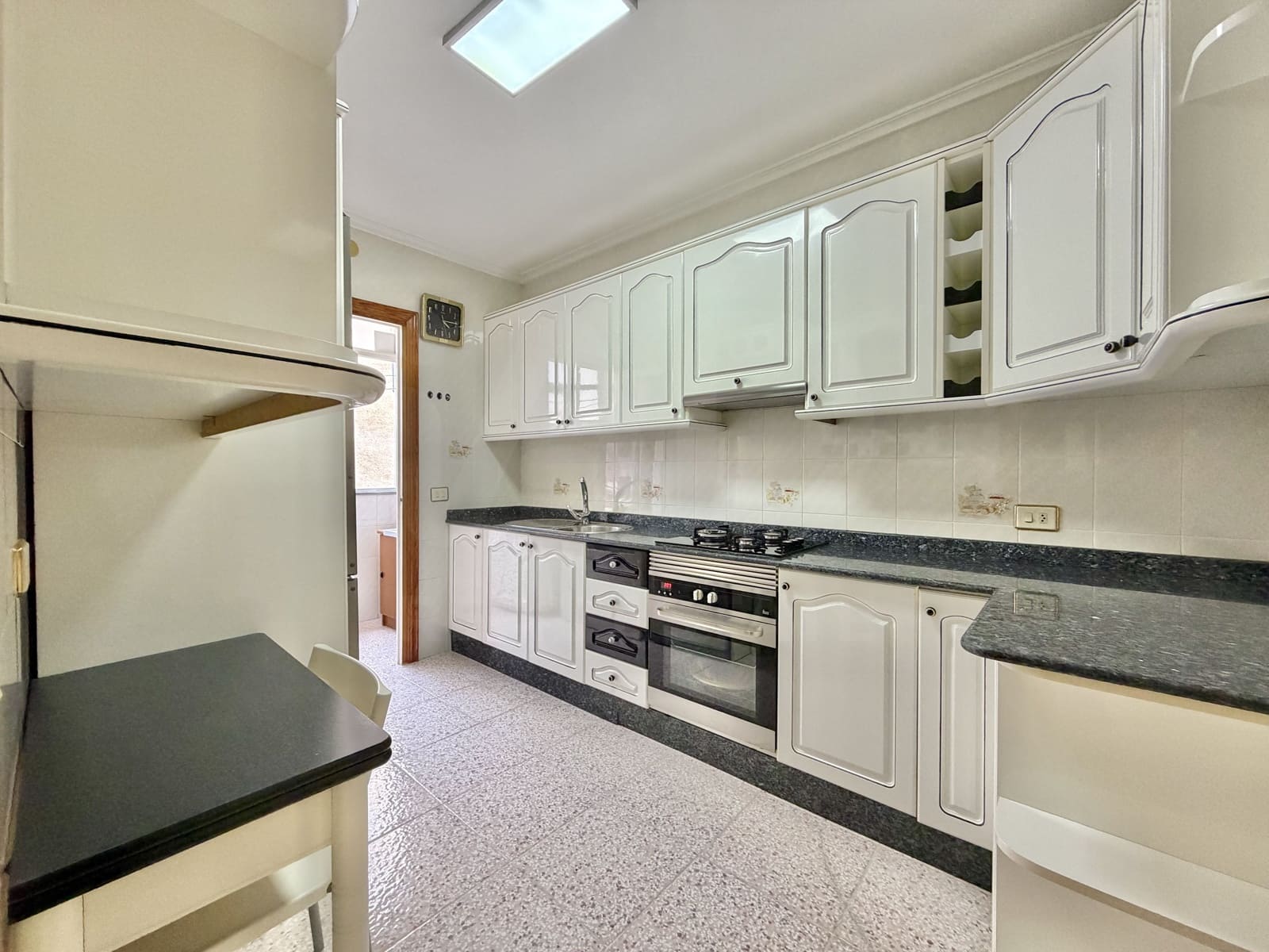 4 bedroom Apartment for sale in Abaran with garage - € 95,000 (Ref: 9991304)