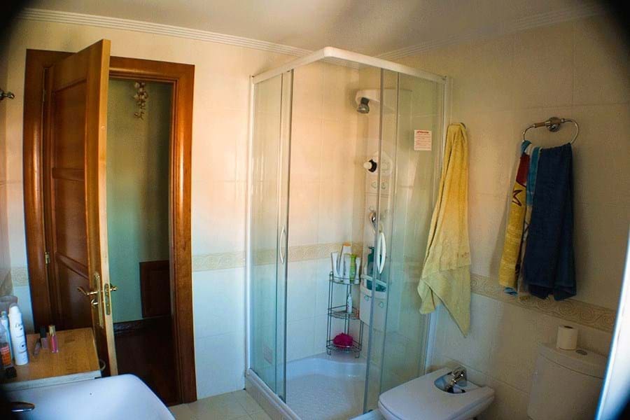 4 slaapkamer Villa te koop in Leon stad met garage - € 365.000 (Ref: 9991308)