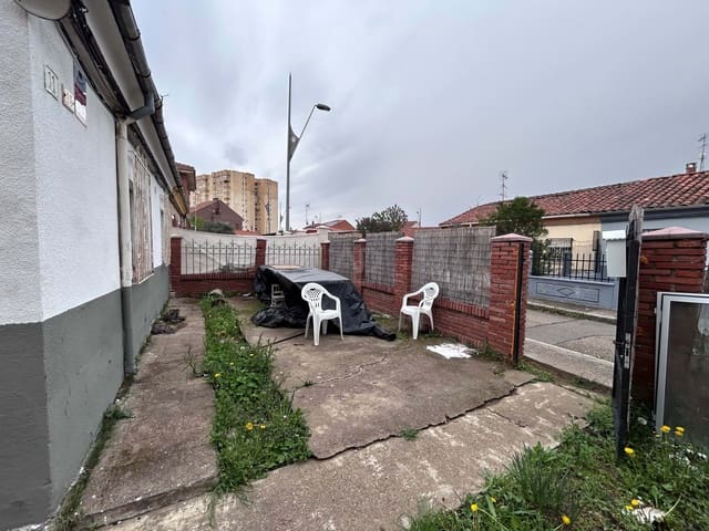 2 Zimmer Haus zu verkaufen in León Stadt - 113.999 € (Ref: 9991309)