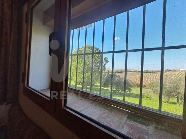 Grunde uden byggetilladelser til salg i Cádiz by - € 570.000 (Ref: 9991311)