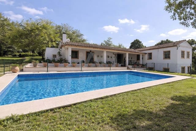 Grunde uden byggetilladelser til salg i Cádiz by - € 570.000 (Ref: 9991311)