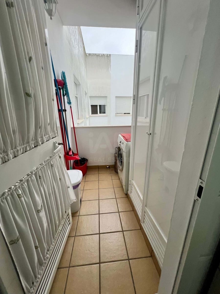 3 makuuhuone Huoneisto myytävänä paikassa Huelva kaupunki - 132 000 € (Ref: 9991313)