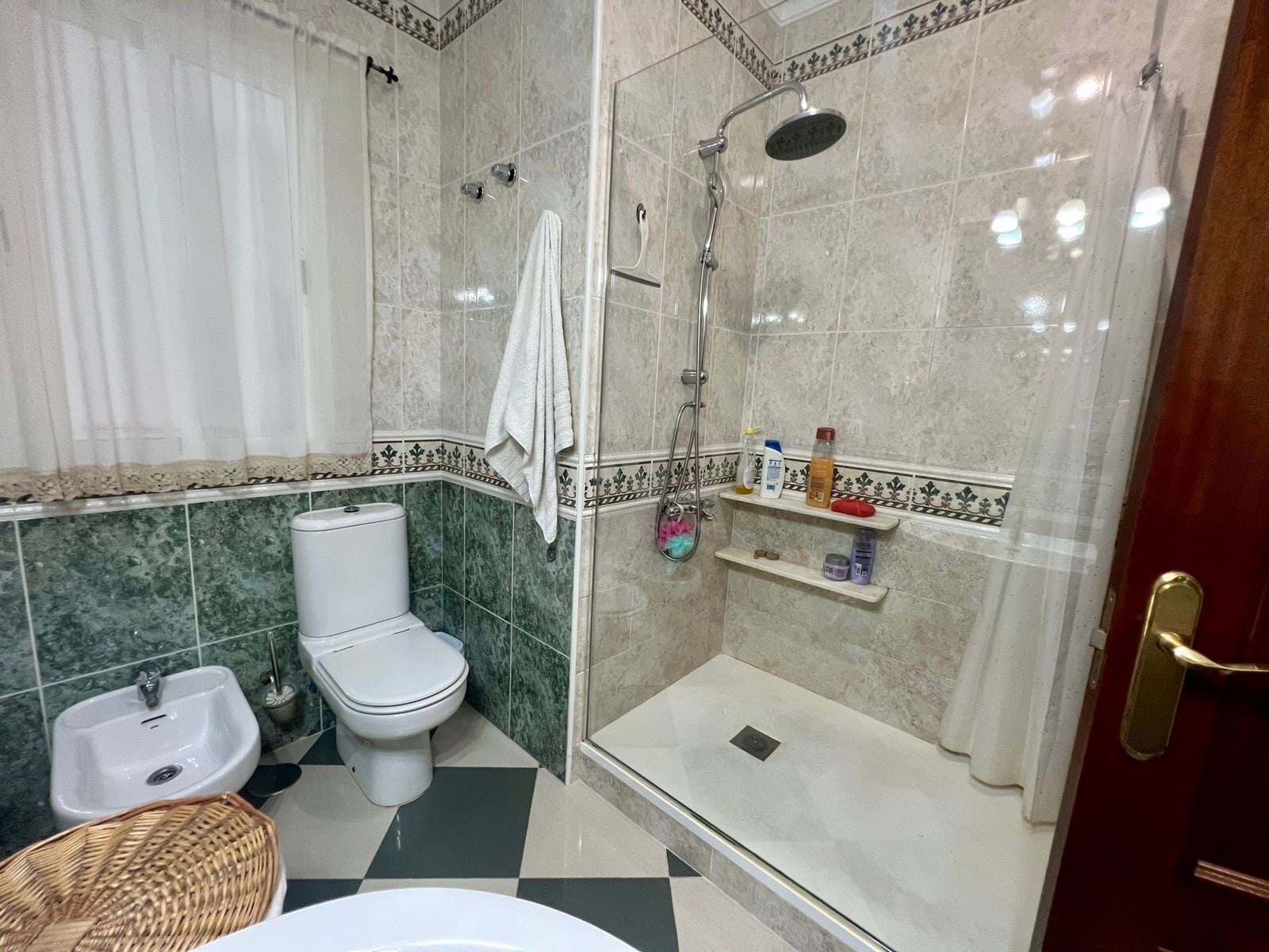 3 makuuhuone Huoneisto myytävänä paikassa Huelva kaupunki - 132 000 € (Ref: 9991313)