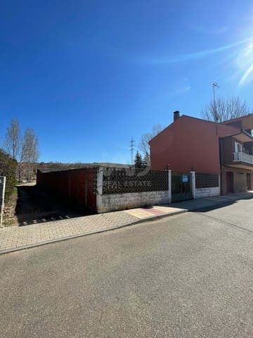 Building Plot for sale in León city - € 30,000 (Ref: 9991315)