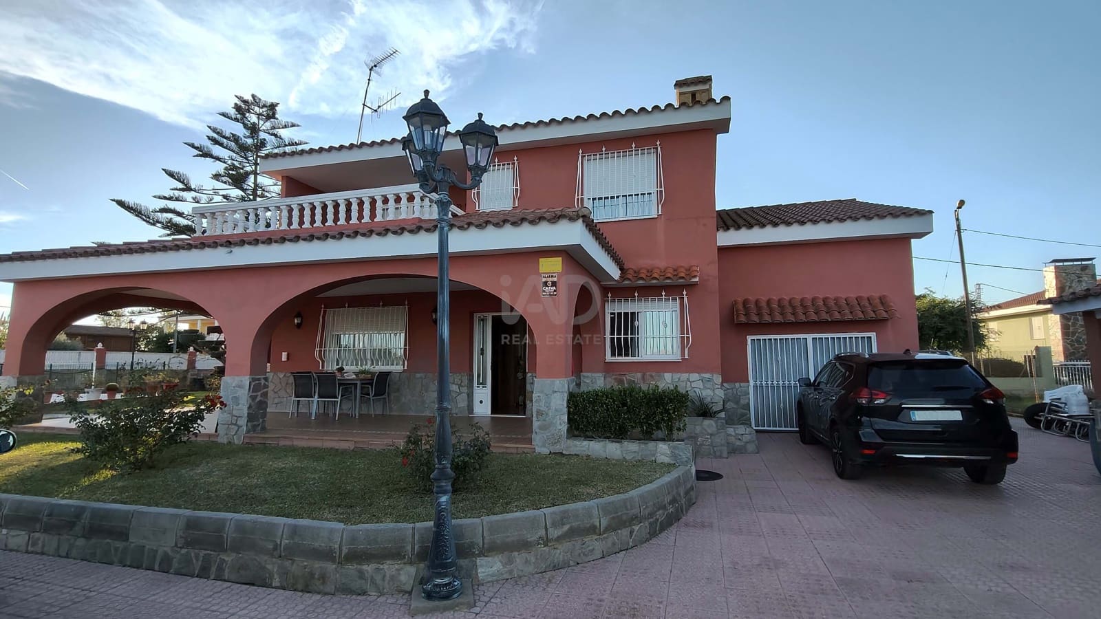 5 Zimmer Villa zu verkaufen in El Grau de Castello mit Pool Garage - 405.000 € (Ref: 9991316)