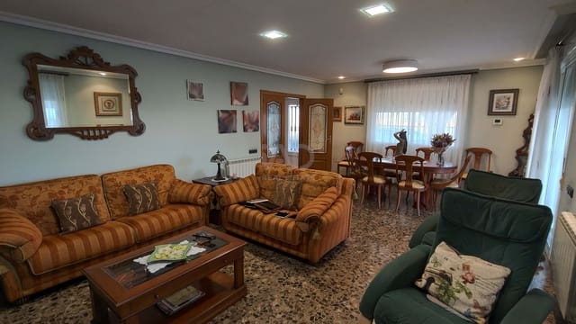 5 Zimmer Villa zu verkaufen in El Grau de Castelló, Castelló de la Plana mit Pool Garage - 405.000 € (Ref: 9991316)