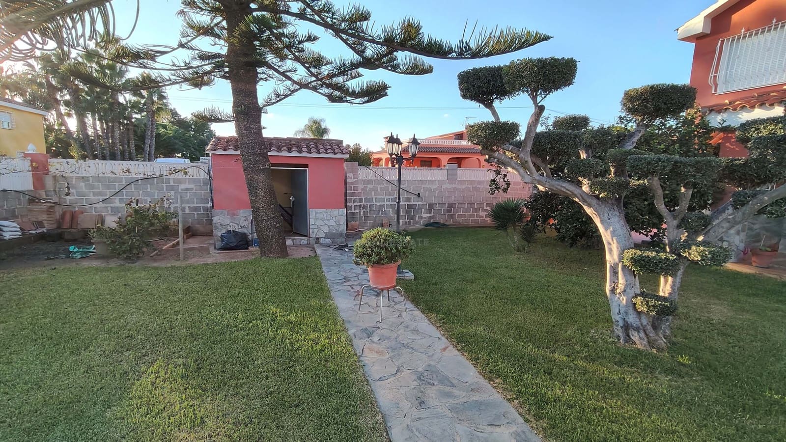 5 Zimmer Villa zu verkaufen in El Grau de Castello mit Pool Garage - 405.000 € (Ref: 9991316)
