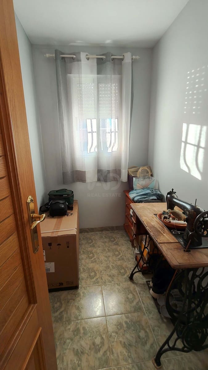 5 Zimmer Villa zu verkaufen in El Grau de Castello mit Pool Garage - 405.000 € (Ref: 9991316)