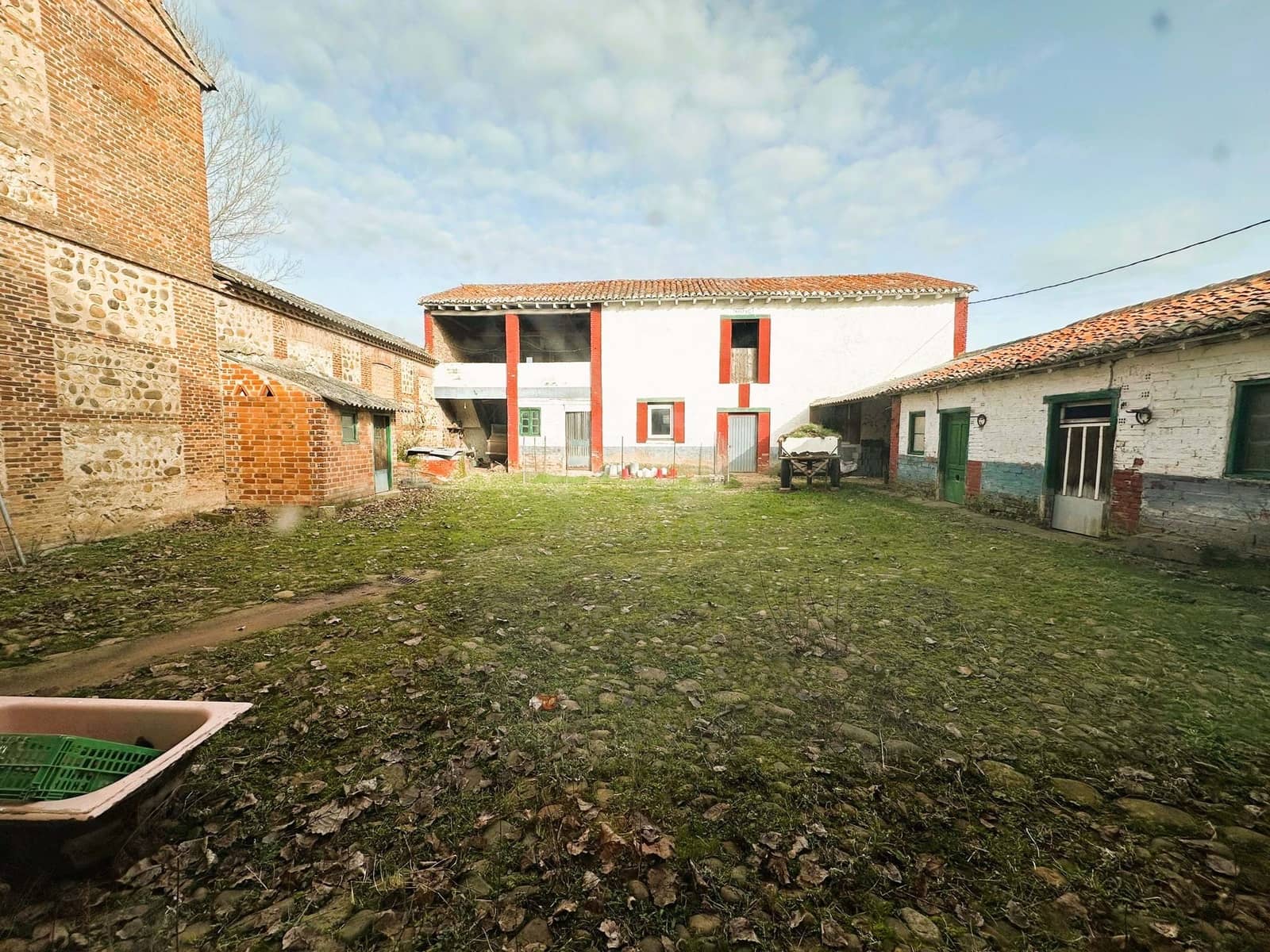 3 quarto Quinta/Casa Rural para venda em Leao cidade com garagem - 430 000 € (Ref: 9991317)