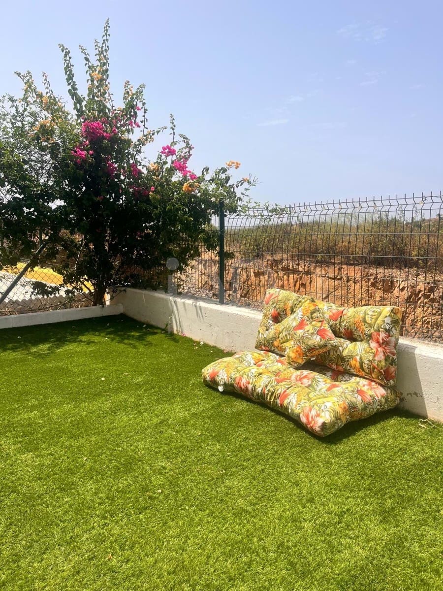2 soverom Hus til salgs i Huelva by med svømmebasseng garasje - € 198 000 (Ref: 9991318)