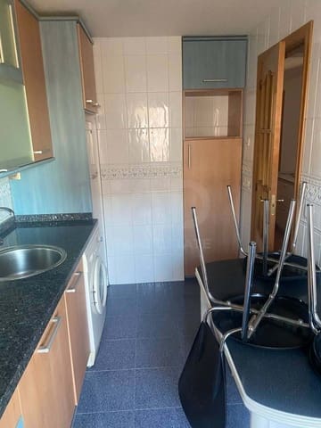 3 soveværelse Lejlighed til salg i León by med garage - € 170.000 (Ref: 9991319)