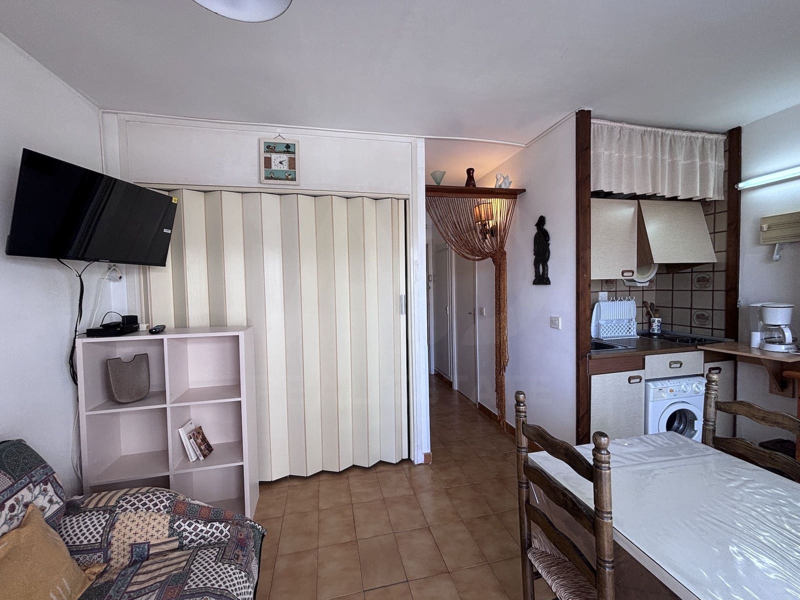 Lägenhet till salu i Girona stad - 105 000 € (Ref: 9991321)