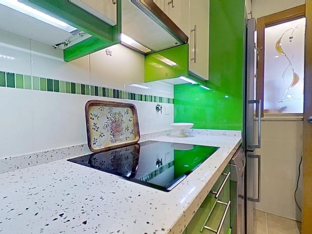 2 soverom Leilighet til salgs i Oropesa  med svømmebasseng garasje - € 168 000 (Ref: 9991322)